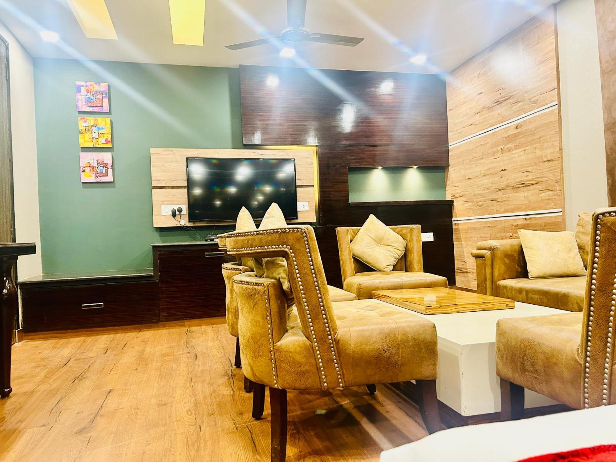 Hotel Gold Souk - Karol Bagh Deli Exterior foto