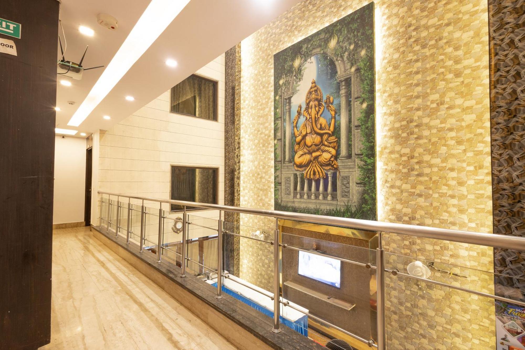 Hotel Gold Souk - Karol Bagh Deli Exterior foto