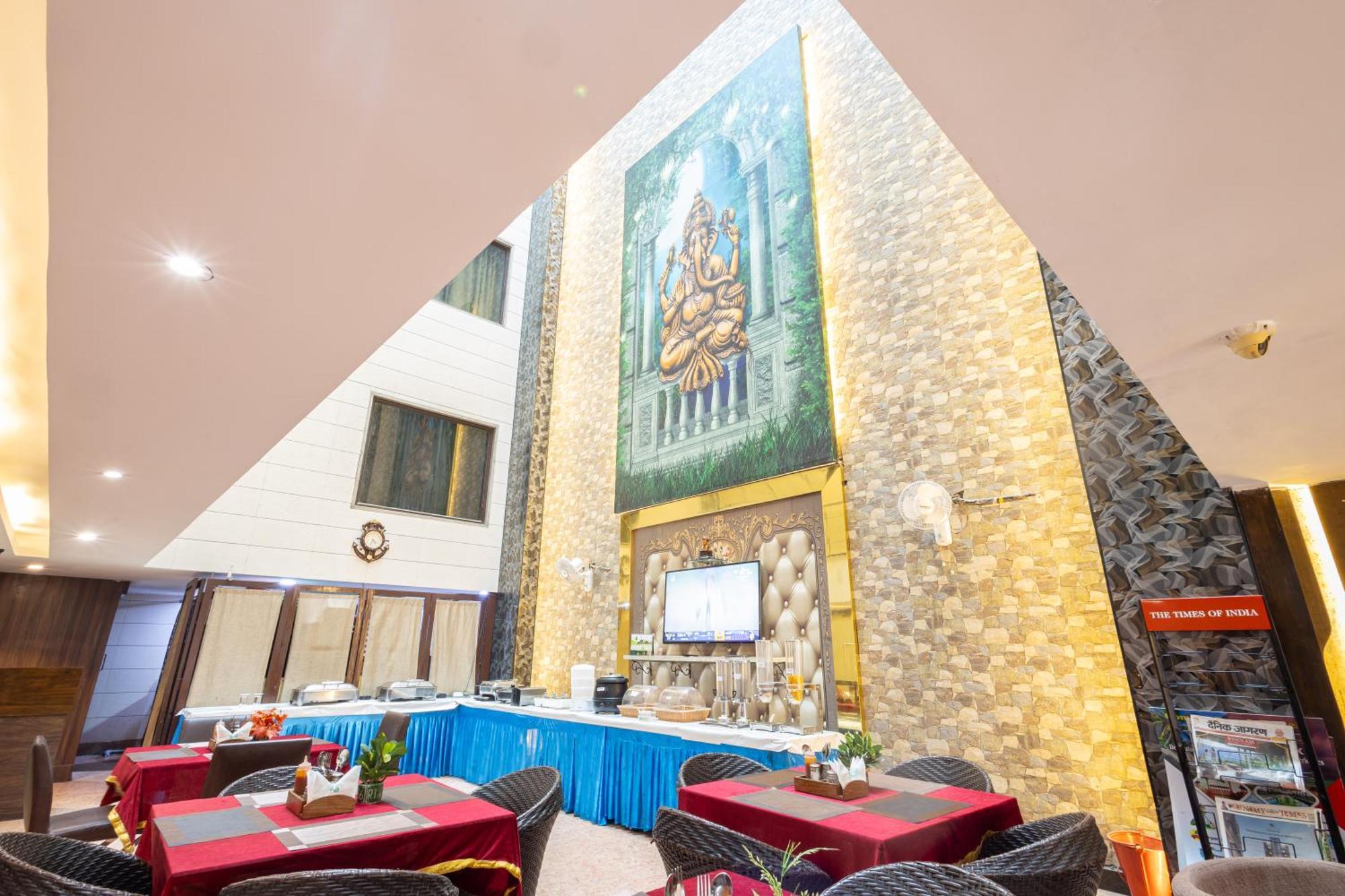 Hotel Gold Souk - Karol Bagh Deli Exterior foto