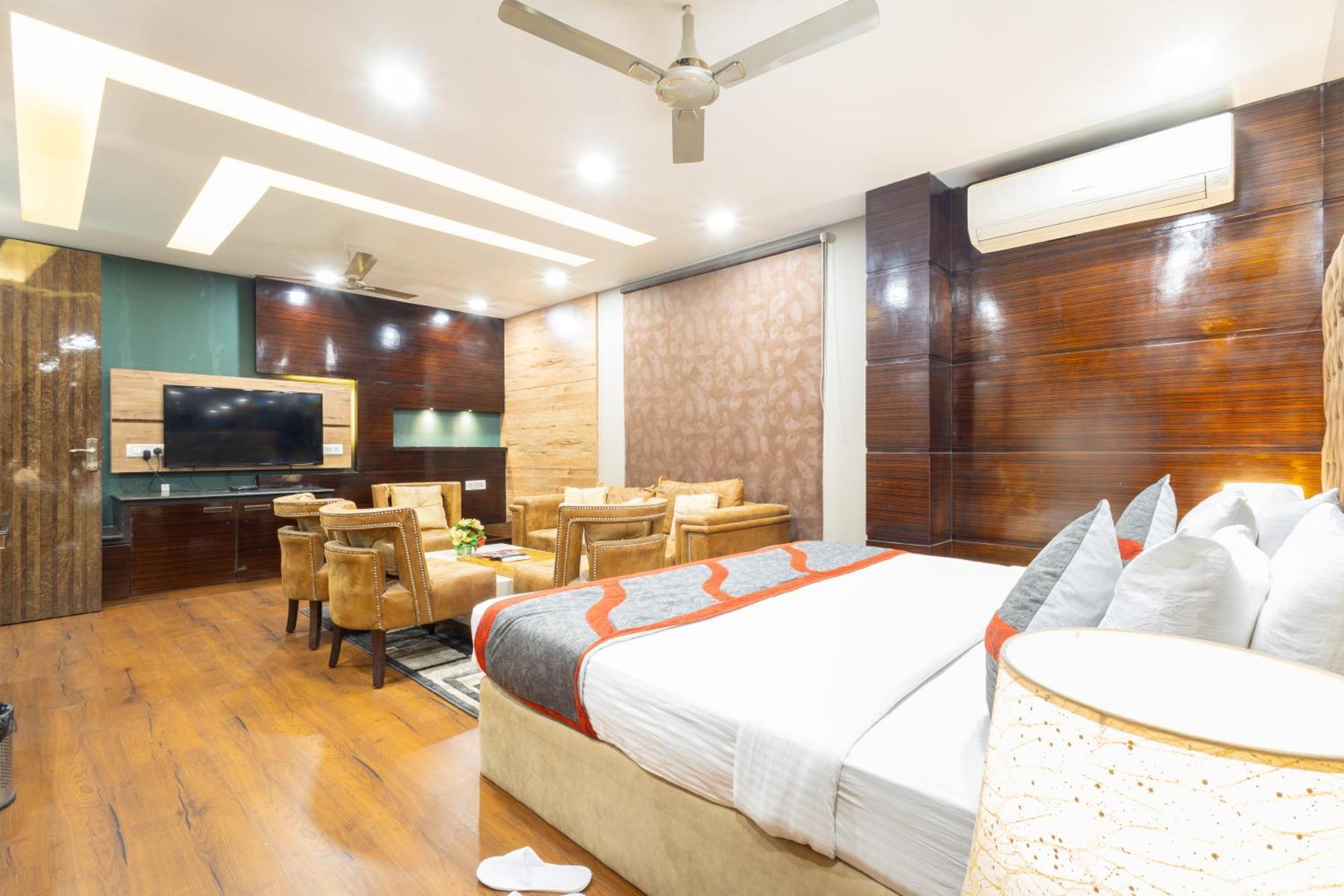Hotel Gold Souk - Karol Bagh Deli Exterior foto